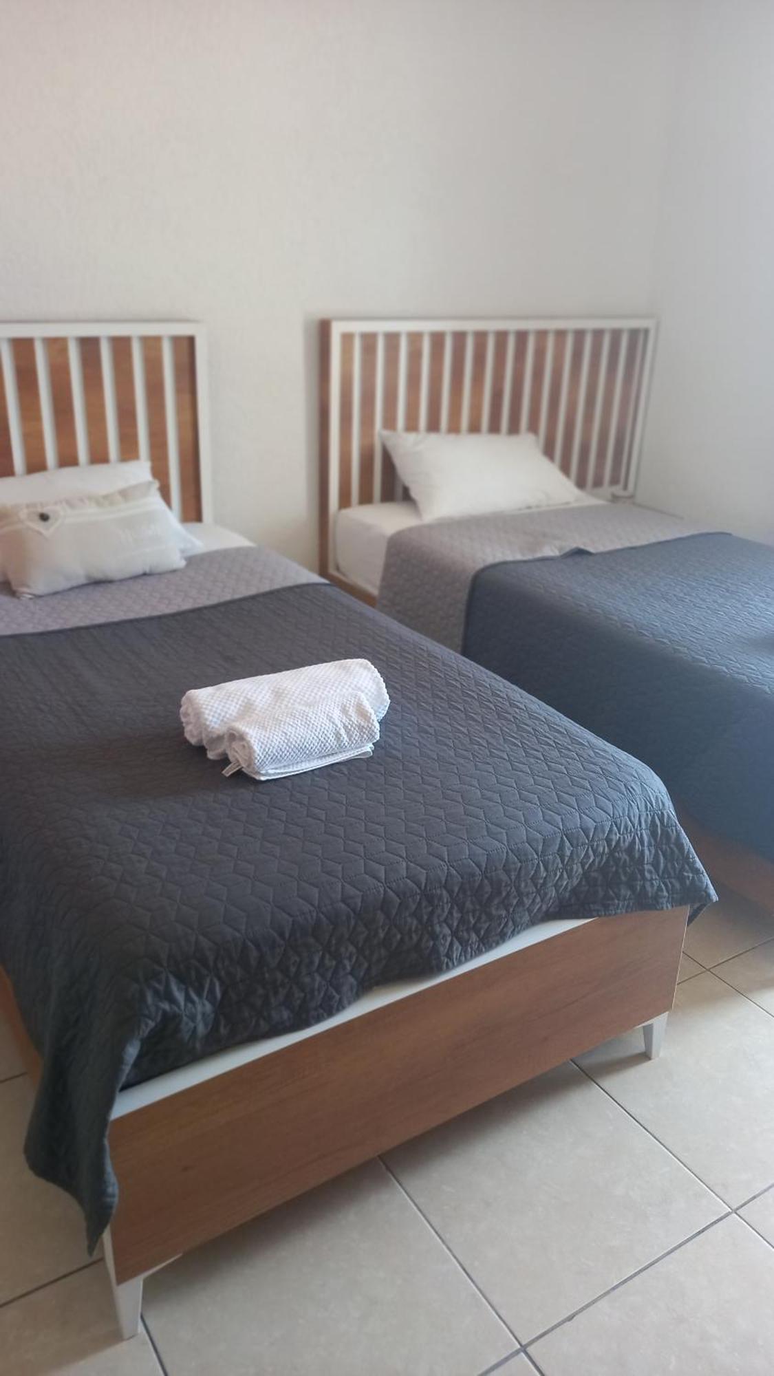 Apartmani Dini Ulcinj Zimmer foto